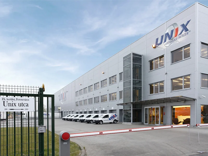 Logo UNIX Auto SRL